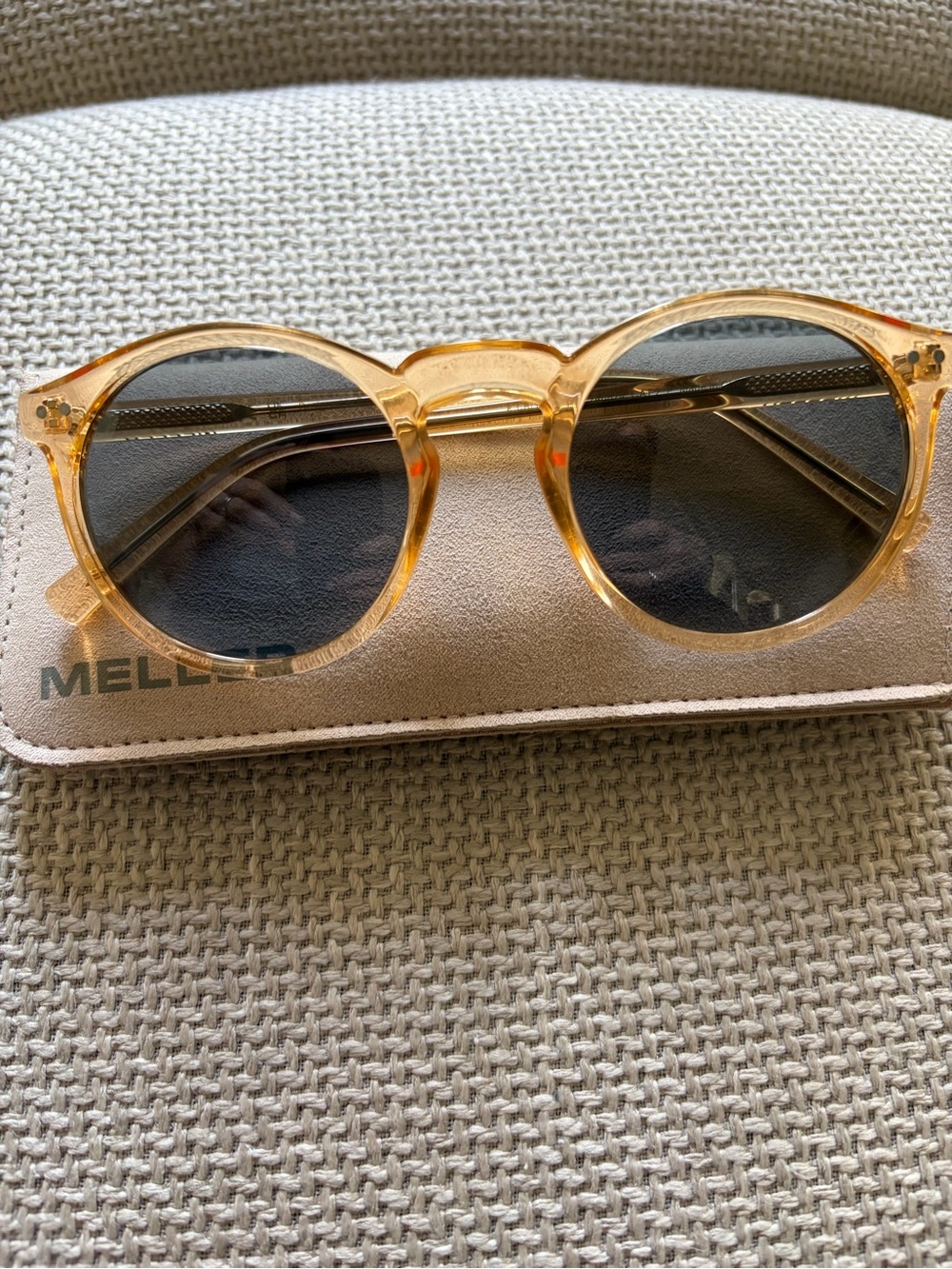 Meller Bone Gray Round Sunglasses Transparent Champagne Frame